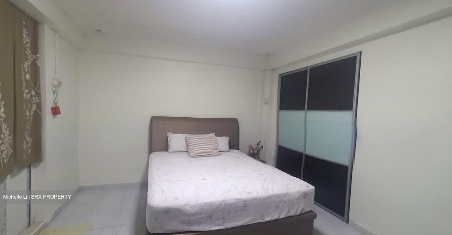 Blk 243 Gombak View (Bukit Batok), HDB 5 Rooms #574026931